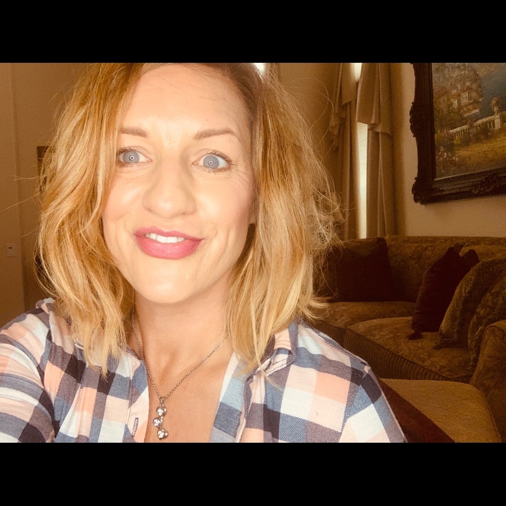 Loving the plaid look this season!!